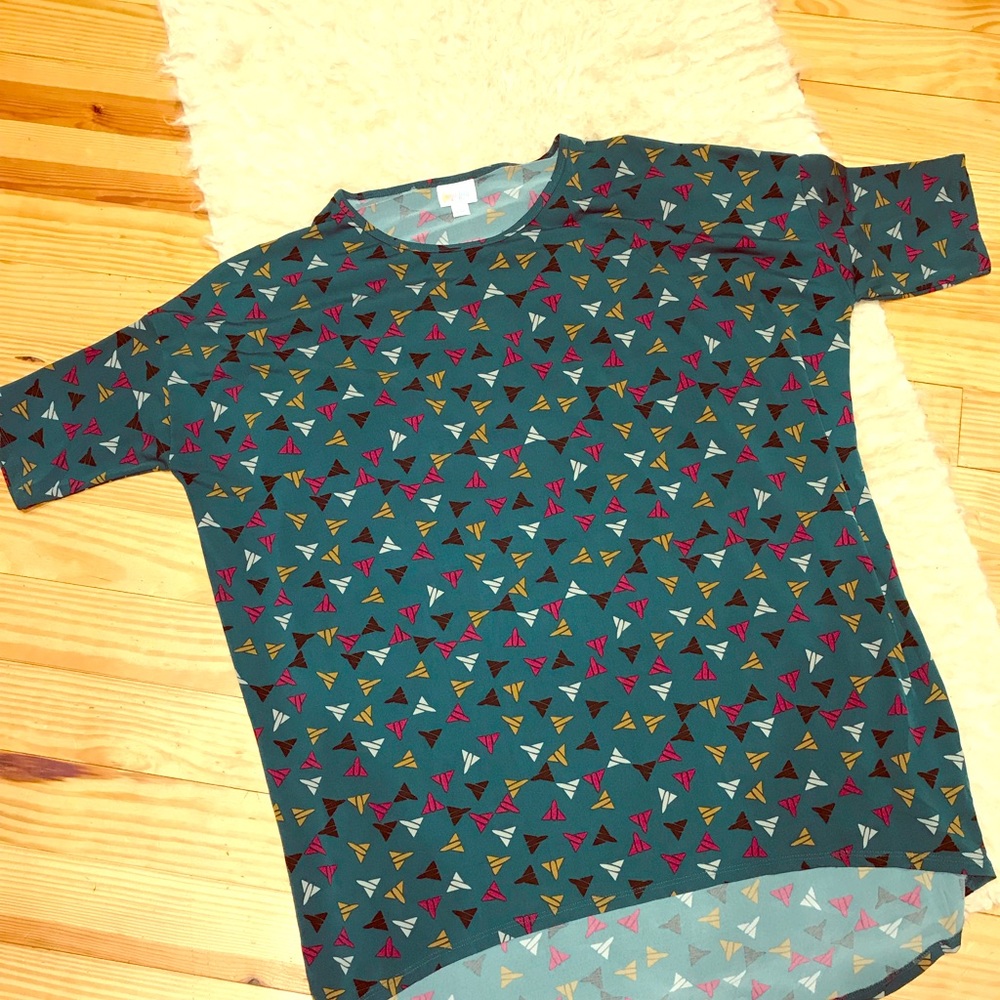 LuLaRoe green top large